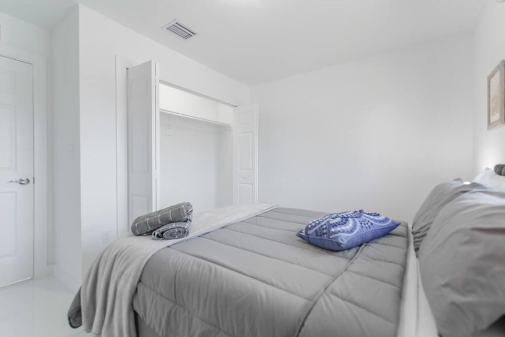 Stunning 3-bedroom Duplex With Free Parking Сasa de vacaciones Miami