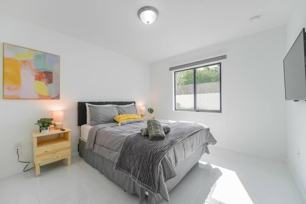 Hébergement de vacances Stunning 3-bedroom Duplex With Free Parking Miami